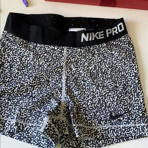 NIKE PROS